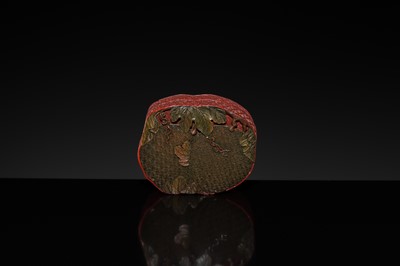 A THREE-COLORED LACQUER ‘MELON’ BOX AND COVER, QIANLONG PERIOD