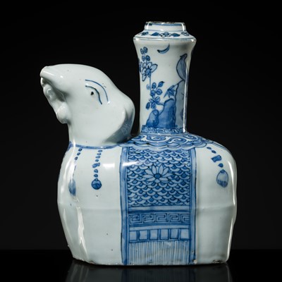 Lot 153 - A BLUE AND WHITE ‘ELEPHANT’ KENDI, WANLI PERIOD