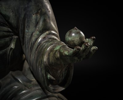 Lot 189 - A HIGHLY IMPORTANT AND MONUMENTAL (165 CM) BRONZE FIGURE OF DAIKOKU, LATE EDO TO MEIJI