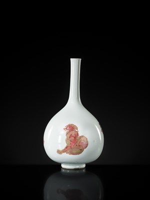 Lot 161 - AN ABSOLUTELY PERFECT AND THUS EXTREMELY RARE GILT AND COPPER-RED ‘THREE BEASTS’ BOTTLE VASE, KANGXI PERIOD