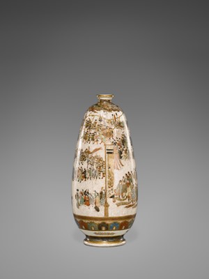 Lot 1568 - A FINE SATSUMA CERAMIC VASE DEPICTING A DAIMYO PROCESSION