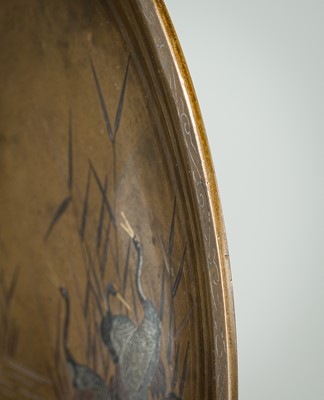 NOGAWA: A FINE INLAID BRONZE DISH WITH CRANES