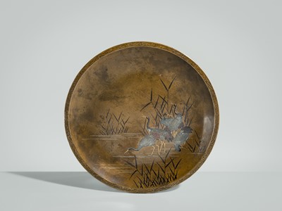 NOGAWA: A FINE INLAID BRONZE DISH WITH CRANES
