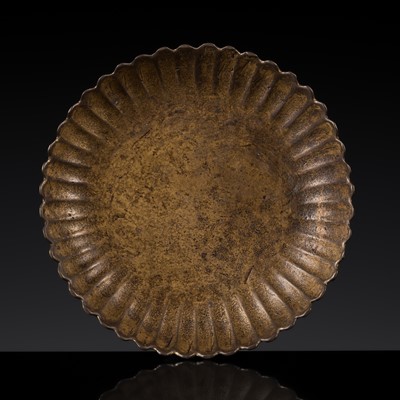 Lot 384 - A GILT-BRONZE ‘CHRYSANTHEMUM’ DISH, XUANDE MARK, 17TH-18TH CENTURY