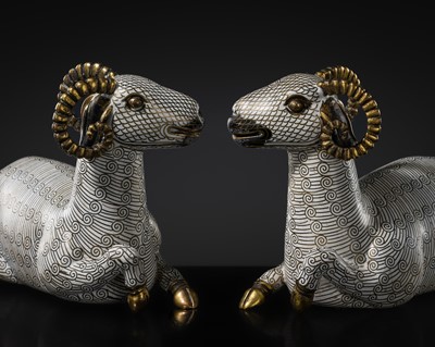 Lot 416 - A PAIR OF GILT-BRONZE AND CLOISONNÉ ENAMEL RAMS, 18TH CENTURY