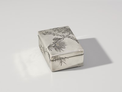 KATSUYOSHI FOR THE HATTORI COMPANY: A FINE SILVER BOX AND COVER