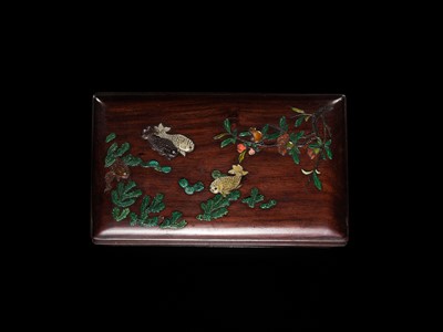 AN EMBELLISHED HUANGHUALI ‘FIVE FISH’ BOX AND COVER, QING DYNASTY, 17TH-18TH CENTURY