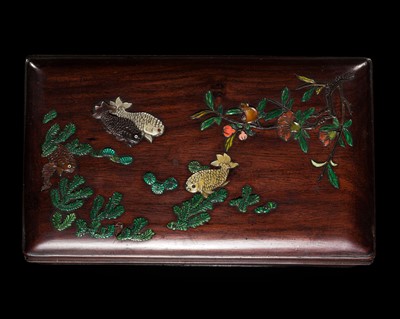 Lot 57 - AN EMBELLISHED HUANGHUALI ‘FIVE FISH’ BOX AND COVER, QING DYNASTY, 17TH-18TH CENTURY