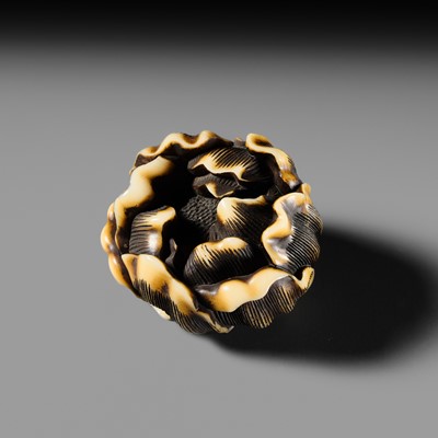 Lot 141 - HIDEMASA: AN EXQUISITE NETSUKE OF A PEONY, DUAL FUNCTIONING AS AN OJIME