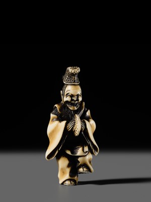 Lot 133 - HIDEMASA: A FINE IVORY NETSUKE OF A COURTIER