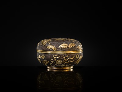 A FINE PARCEL-GILT BRONZE INCENSE POWDER BOX AND COVER, MING DYNASTY