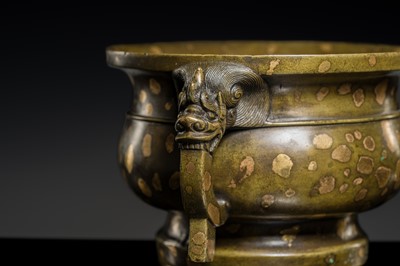 A FINE GOLD-SPLASHED BRONZE CENSER, GUI, 17TH-18TH CENTURY