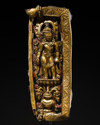 A GILT-COPPER REPOUSSÉ RELIEF DEPICTING PADMAPANI LOKESHVARA, TIBET, 14TH-15TH CENTURY