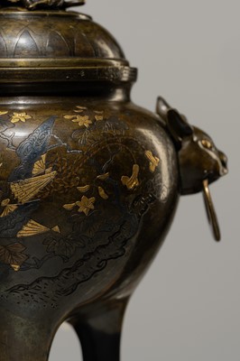 A BRONZE TRIPOD KORO (INCIENSE BURNER) AND COVER