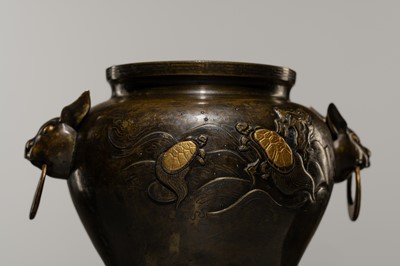 A BRONZE TRIPOD KORO (INCIENSE BURNER) AND COVER