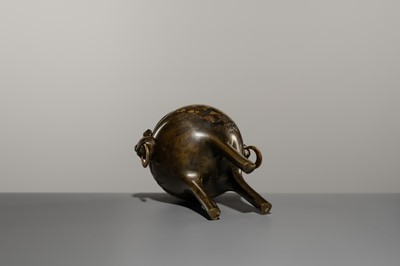 A BRONZE TRIPOD KORO (INCIENSE BURNER) AND COVER