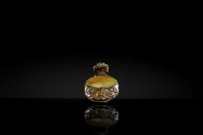 Lot 191 - A RARE TURQUOISE AND JADE-INLAID GILT-BRONZE BELT HOOK, LATE WARRING STATES-EARLY EASTERN HAN DYNASTY