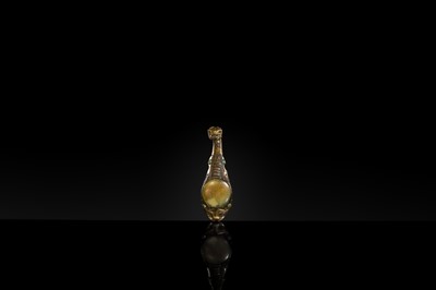 Lot 191 - A RARE TURQUOISE AND JADE-INLAID GILT-BRONZE BELT HOOK, LATE WARRING STATES-EARLY EASTERN HAN DYNASTY