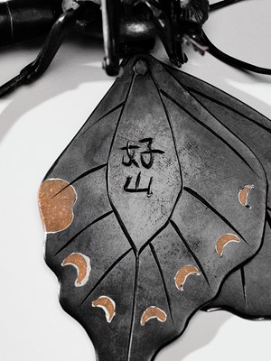 Lot 49 - KOZAN: A SUPERB INLAID SHAKUDO ARTICULATED ‘JIZAI’ OKIMONO OF A SWALLOWTAIL BUTTERFLY