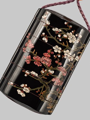 Lot 17 - A RARE FIVE-CASE LACQUER INRO DEPICTING A BLOSSOMING PRUNUS TREE
