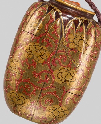 Lot 38 - A RARE TWO-CASE GOLD LACQUER ‘CHAIRE AND SHIFUKU’ INRO