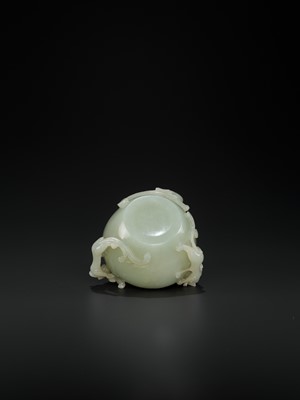 Lot 104 - AN OPENWORK PALE CELADON JADE ‘CHILONG’ WATER POT AND COVER, QING
