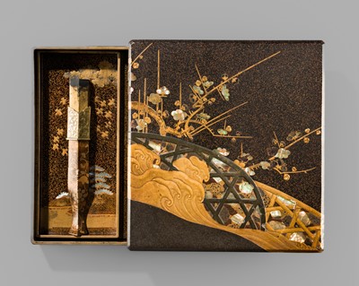 Lot 263 - KORIN: A SUPERB RINPA STYLE LACQUER SUZURIBAKO (WRITING BOX)