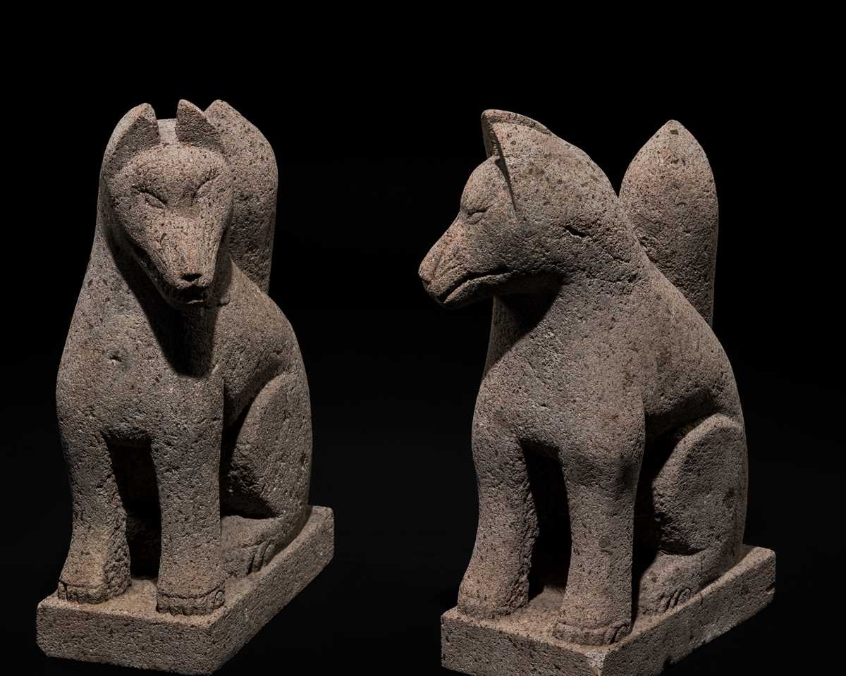 Lot 192 - A SUPERB AND RARE PAIR OF STONE INARI FOXES (KITSUNE), EDO PERIOD