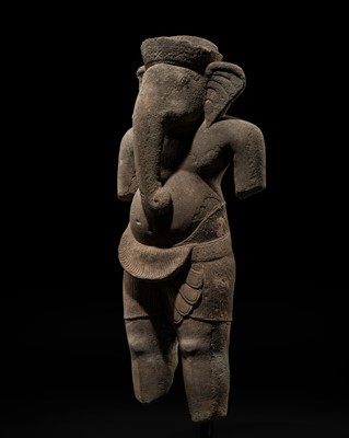 Lot 262 - A SANDSTONE FIGURE OF GANESHA, BAPHUON STYLE, ANGKOR PERIOD