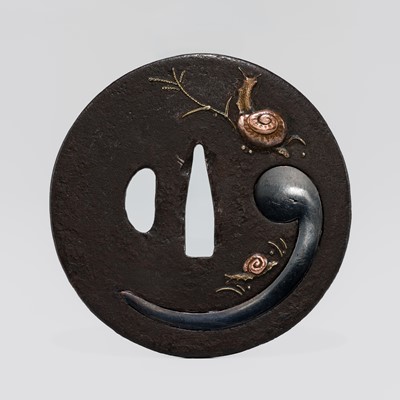 Lot 561 - SHOAMI KAISAN: A SHOAMI SCHOOL IRON TSUBA WITH SNAILS