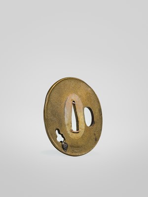 A FINE HAMANO SCHOOL SENTOKU TSUBA DEPICTING SNAILS