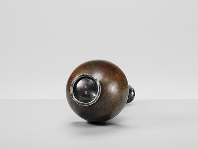 Lot 25 - KANEMITSU: A RARE AND SUPERB ‘MINOGAME AND SAKE’ BRONZE AND SILVER VASE