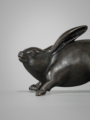 Lot 7 - KAKUUNSAI: A RARE AND CHARMING BRONZE OKIMONO OF A HARE