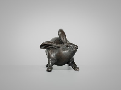 Lot 7 - KAKUUNSAI: A RARE AND CHARMING BRONZE OKIMONO OF A HARE