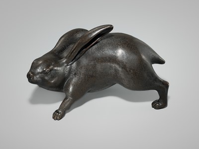 Lot 7 - KAKUUNSAI: A RARE AND CHARMING BRONZE OKIMONO OF A HARE