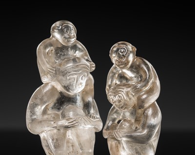Lot 208 - A PAIR OF ROCK CRYSTAL ‘MONKEY AND YOUNG’ CARVINGS, LIAO DYNASTY