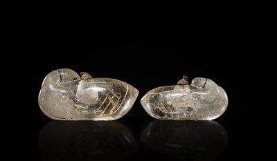 Lot 53 - A PAIR OF GILT AND INCISED ROCK CRYSTAL ‘GEESE’ VESSELS, LIAO DYNASTY