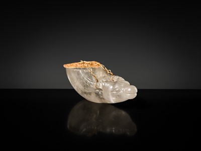 Lot 52 - AN EXTREMELY RARE ROCK CRYSTAL ‘BOVINE HEAD’ RHYTON WITH GOLD COVER, LIAO DYNASTY
