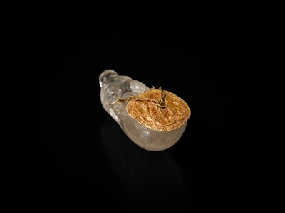 Lot 52 - AN EXTREMELY RARE ROCK CRYSTAL ‘BOVINE HEAD’ RHYTON WITH GOLD COVER, LIAO DYNASTY