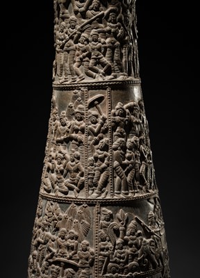 A VERY LARGE AND IMPORTANT CHANDRAKETUGARH POTTERY VESSEL, 2ND-1ST CENTURY BC