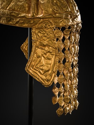 Lot 185 - AN EXCEPTIONAL AND EXTREMELY RARE 23K GOLD RITUAL HELMET, WESTERN EURASIAN STEPPE, POSSIBLY HELLENISTIC OR SCYTHIAN IN THE FIRST MILLENNIUM BC