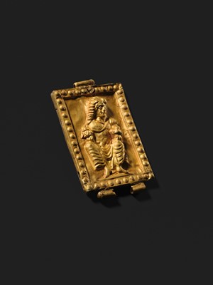 A GOLD REPOUSSÉ PENDANT OF PADMAPANI, ANCIENT REGION OF GANDHARA