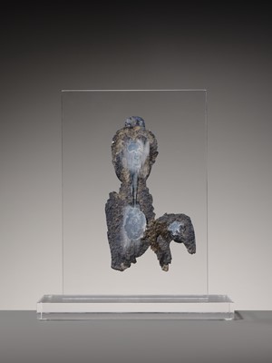 Lot 102 - A FINE LAPIS LAZULI FRAGMENT OF BUDDHA SHAKYAMUNI