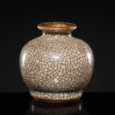 Lot 526 - A SMALL GUAN-TYPE JAR, QING DYNASTY, CHINA, 18TH CENTURY