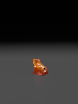 Lot 42 - A CARNELIAN ‘FROG’ AMULET, HEQET, LATE PERIOD TO PTOLEMAIC ERA