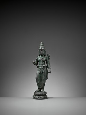 Lot 713 - A JAVANESE BRONZE FIGURE OF AVALOKITESHVARA, 9TH-10TH CENTURY