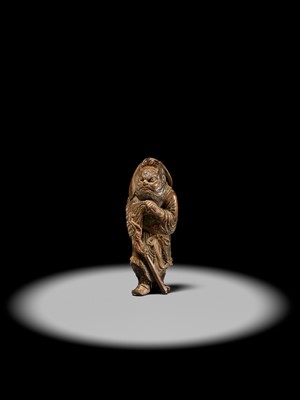 Lot 90 - A POWERFUL SAISHIKI NETSUKE OF SHOKI, ATTRIBUTED YOSHIMURA SHUZAN