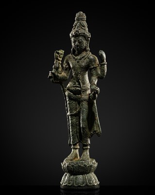 Lot 429 - A BRONZE FIGURE OF AVALOKITESHVARA, SOUTH THAILAND, 8TH-9TH CENTURY