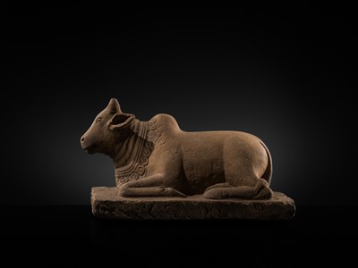 Lot 46 - A MAGNIFICENT SANDSTONE STATUE OF NANDI, PRE-ANGKOR PERIOD, 8TH-9TH CENTURY