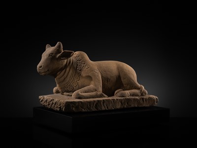 Lot 46 - A MAGNIFICENT SANDSTONE STATUE OF NANDI, PRE-ANGKOR PERIOD, 8TH-9TH CENTURY